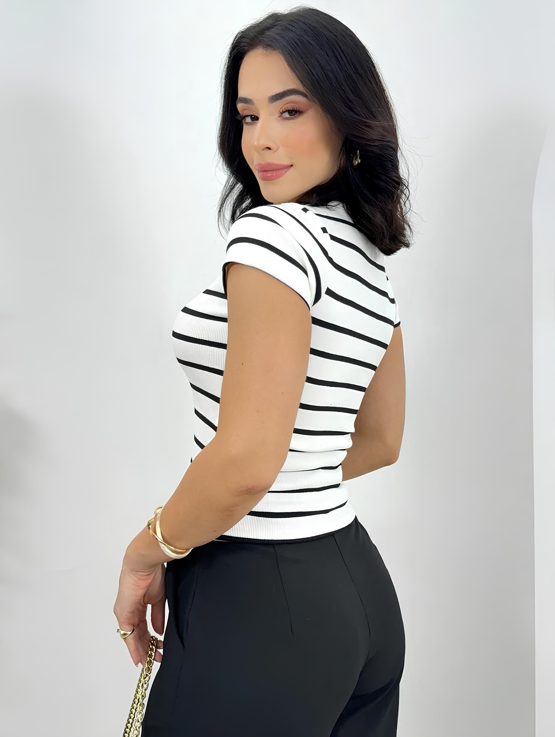 Blusa Manga Curta Listrada